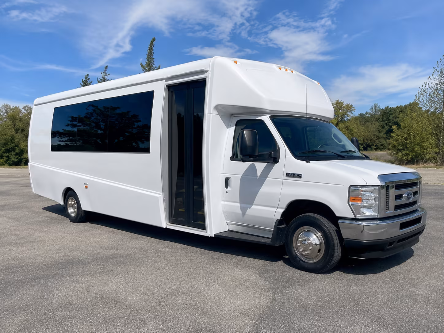 book a prom bus rental for granite bay rocklin and folsom proms