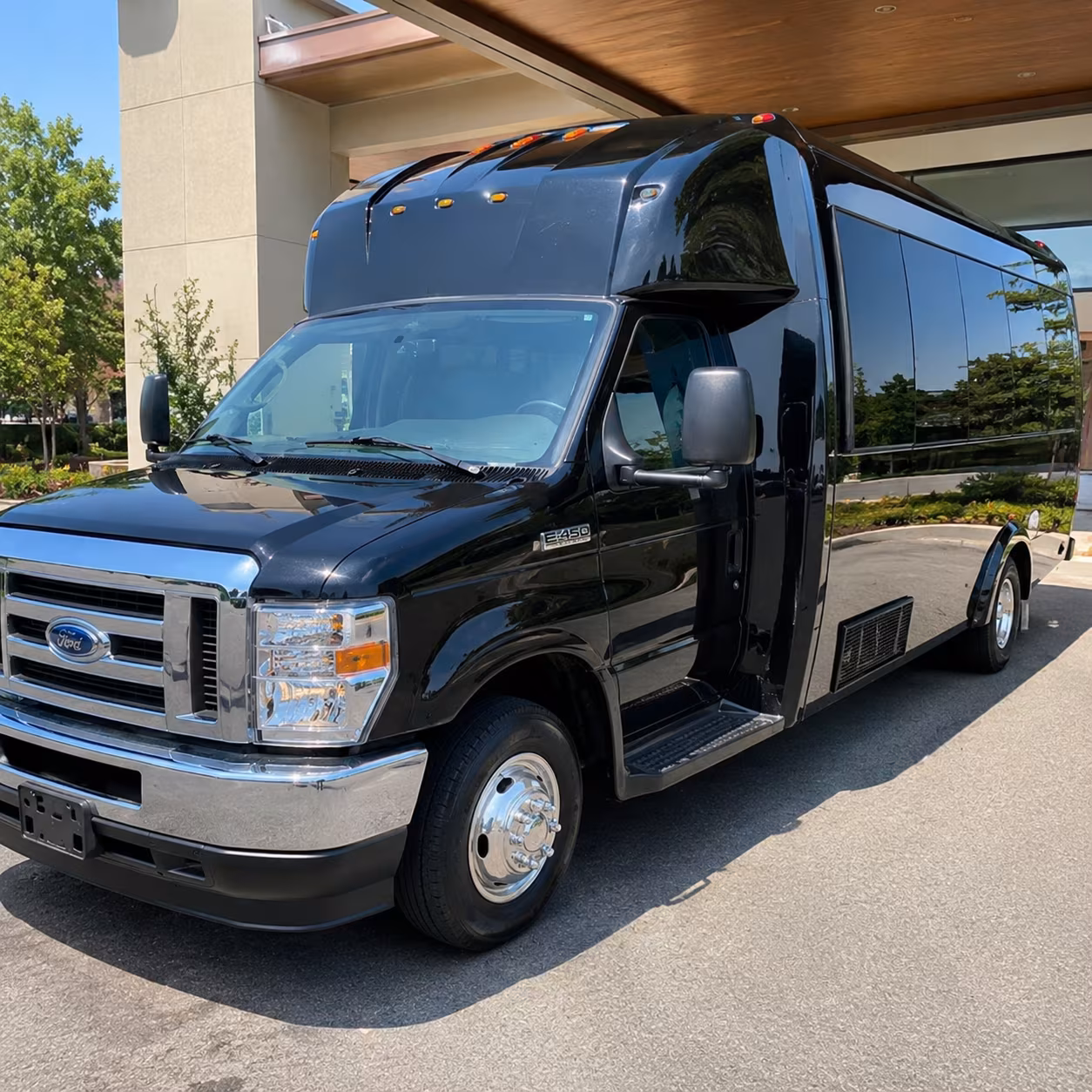 buses for roseville school sporting events and athletic transportation