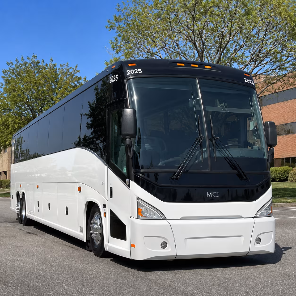 charter buses for trade show groups heading into sacramento
