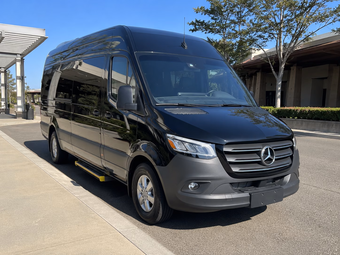reserve transportation for your next corporate event 1