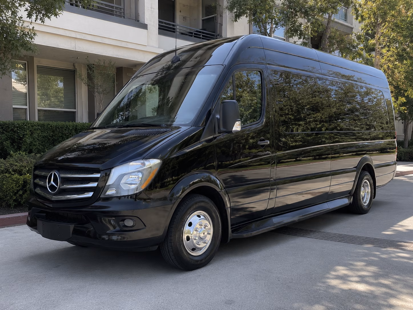 reserve transportation for your next wedding 3