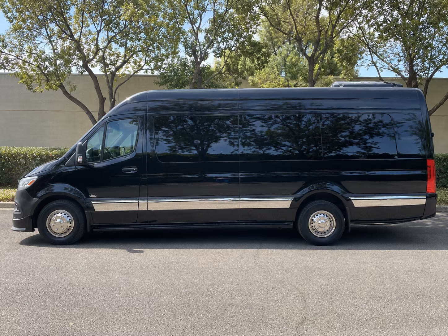 roseville sprinter van with driver